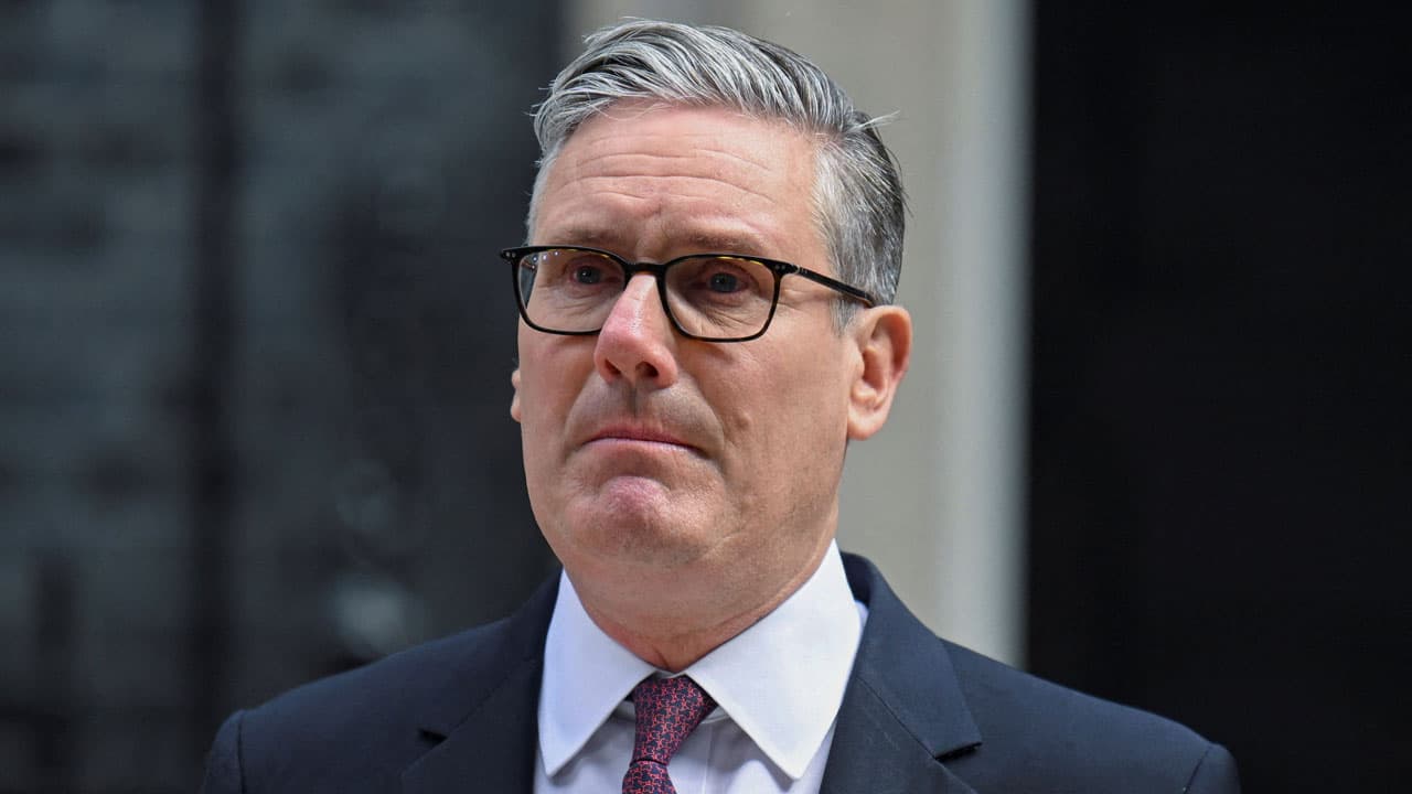 UK’s Starmer Resigns, Paving Way for Orderly Transfer of Power